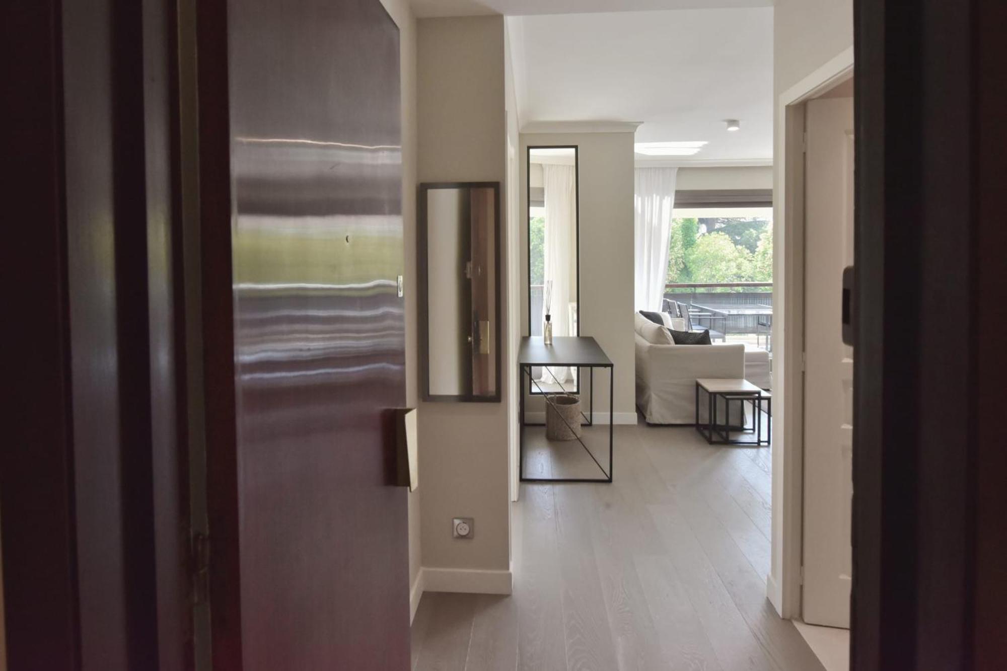 Cannes - 2-Br Flat 15-Min Walk To The Beaches Dış mekan fotoğraf